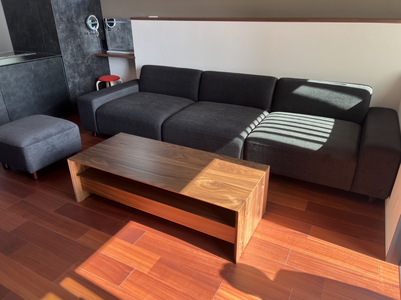 「くつろぎ」をかたちにしたK様邸オーダーメイドソファ 写真2